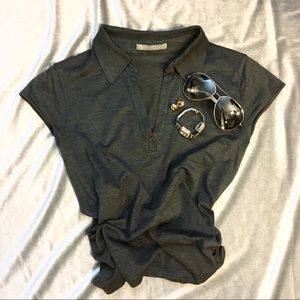 🔴CLEARANCE🔴 V-neck  T-shirt